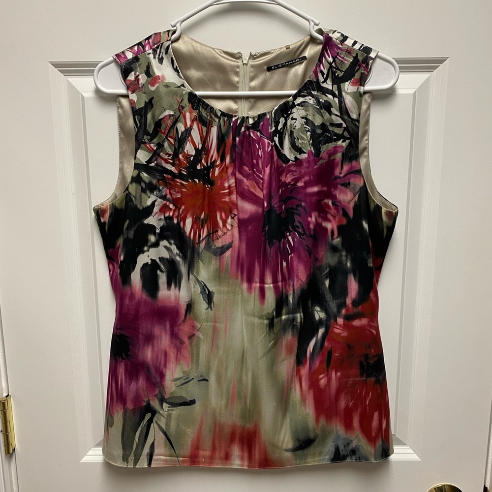 Elite Tahari Floral sleeveless top